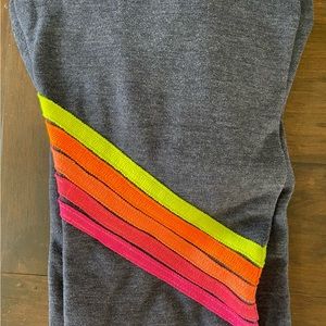 AVIATOR NATION WOMEN'S CHEVRON  SWEATPANTS: HEATHERED NAVY W/NEON STRIPES